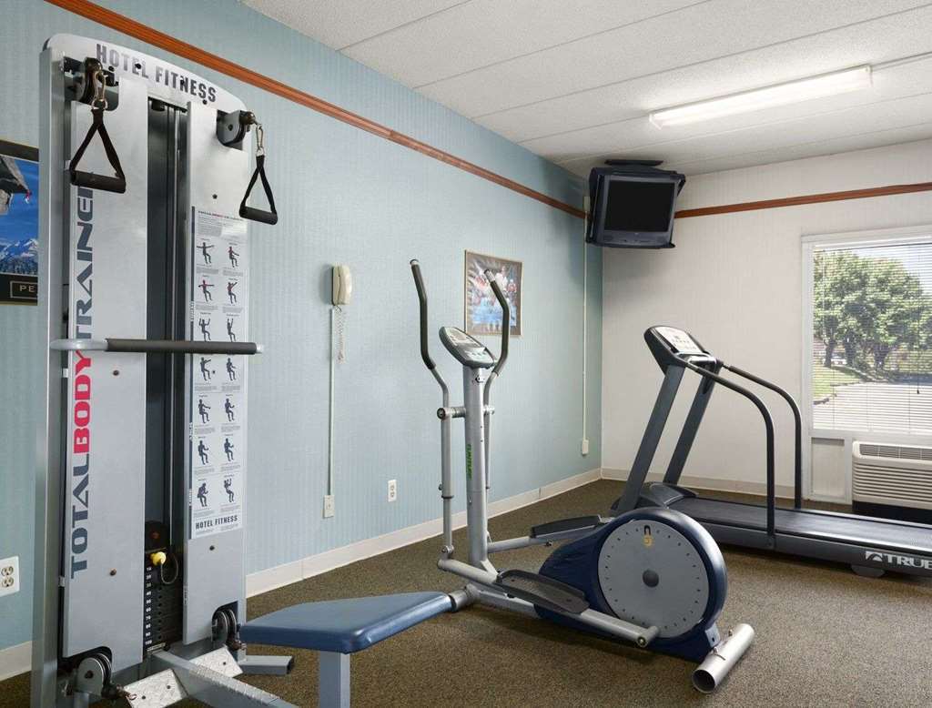 Baymont By Wyndham Warrenton Hotel Facilities photo
