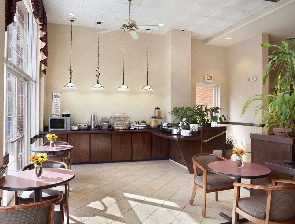 Baymont By Wyndham Warrenton Hotel Facilities photo